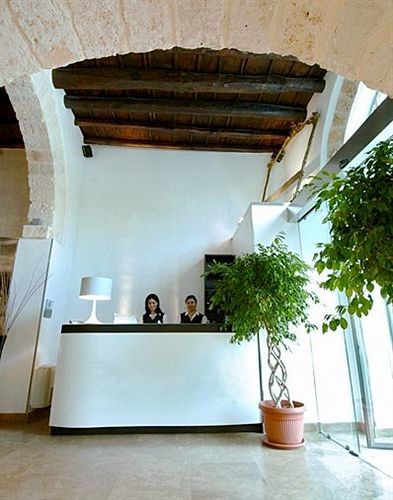 Ucciardhome Hotel 4*
