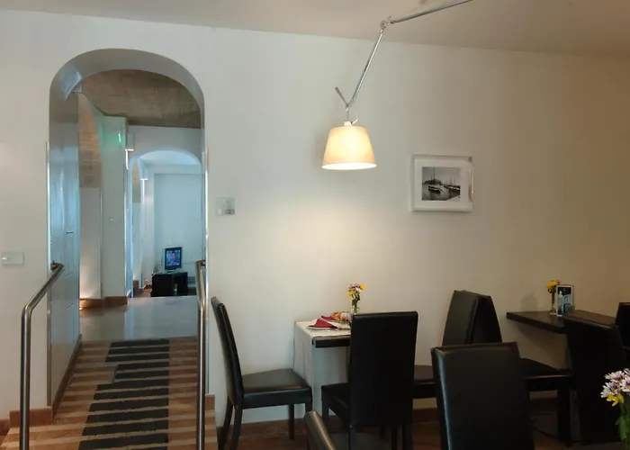 Ucciardhome Hotel