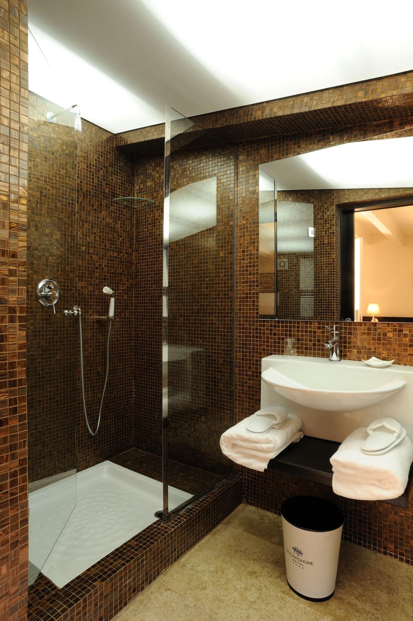 Ucciardhome 4*