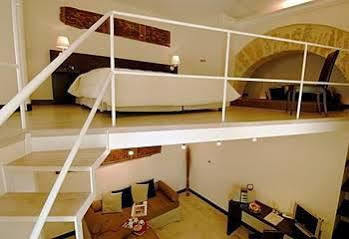 Hotel Ucciardhome